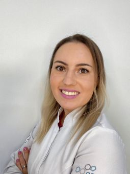 Kauana Manuela Portella da Silva –Assistente de Estudos