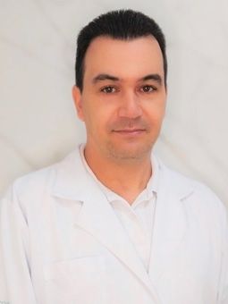 Carlos Eduardo Martins de Andrade -  Assistente de Farmácia